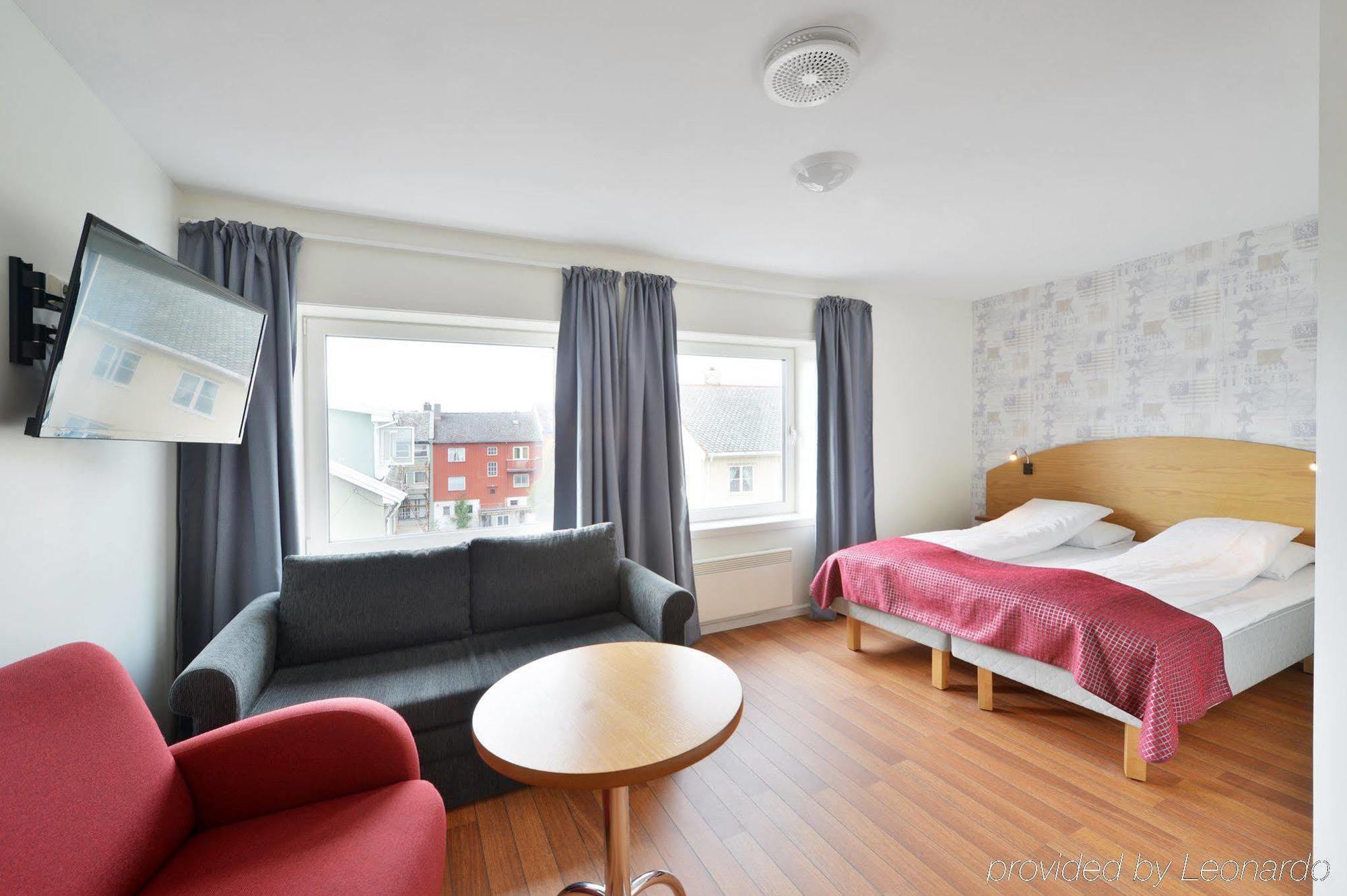 Astoria Hotel クリスティアンスン エクステリア 写真